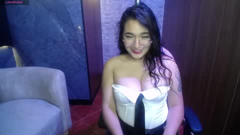 aura_cute_ online show from 03.29.26