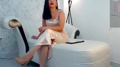 Snapshot of aura_sanders1 chatting on 11.16.25 Aura sanders online show from 11.16.25