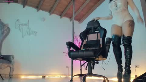 aura online show from 03.10.25