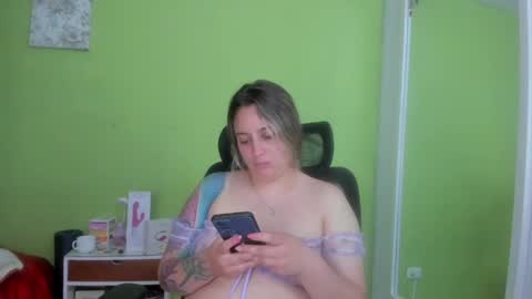 Aura Divina  online show from 05.05.26