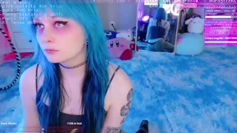 Snapshot of auragotchi chatting on 09.14.25 Aurora Aura online show from 09.14.25