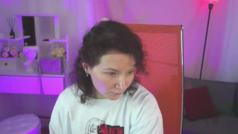 Snapshot of aureliagleam chatting on 05.16.26 Aurelia online show from 05.16.26