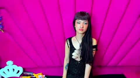 Snapshot of aurora18palmer chatting on 12.04.24 aurora online show from 12.04.24