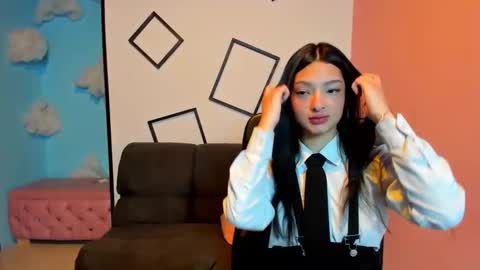 Snapshot of aurora18palmer chatting on 11.13.25 aurora online show from 11.13.25