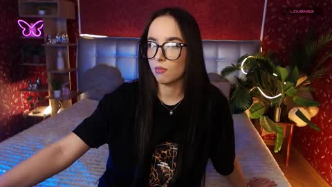 Aurora online show from 02.05.25