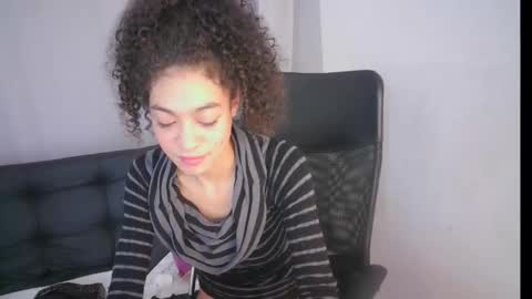 Snapshot of aurora_ath chatting on 01.19.25 Aurora ath online show from 01.19.25