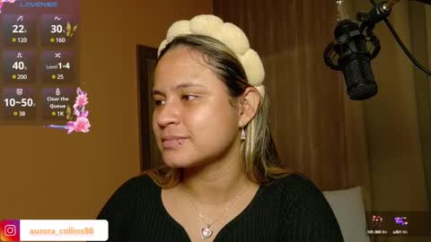 aurora_collins08 online show from 02.25.25