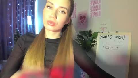 aurora_glow_211 online show from 03.12.26