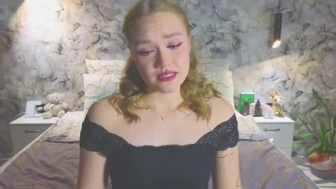 Kate online show from 12.01.25