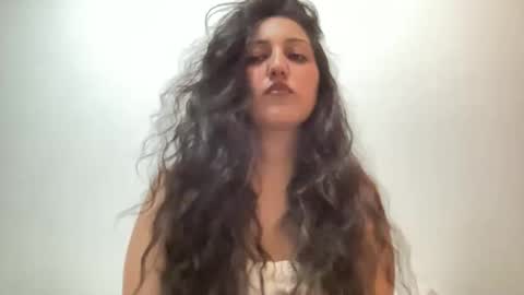 Aurora online show from 04.19.26