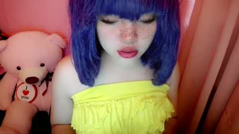 cute online show from 06.18.26