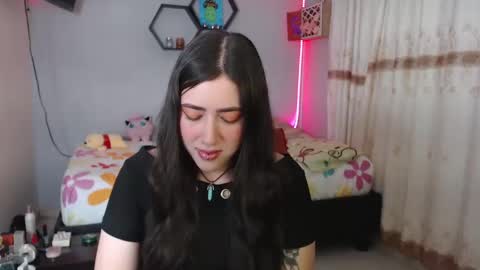 Aurora  online show from 02.10.25