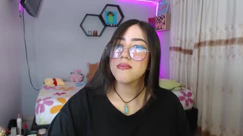 Aurora  online show from 02.13.25