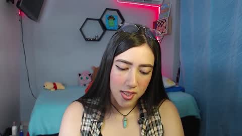 Aurora  online show from 02.28.25