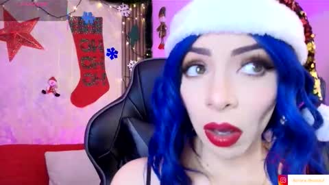 Snapshot of aurora_thomas chatting on 12.16.25 Aurora online show from 12.16.25