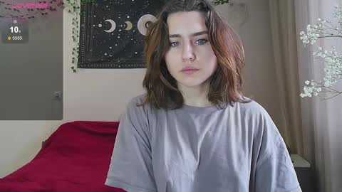 Aurora online show from 02.11.25