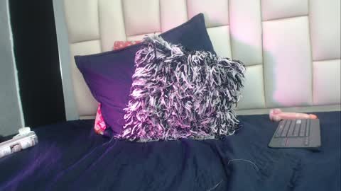 Snapshot of auroraa_miller chatting on 12.24.24 auroraa_miller online show from 12.24.24