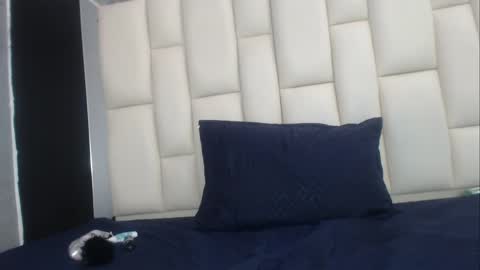 Snapshot of auroraa_miller chatting on 12.27.24 auroraa_miller online show from 12.27.24