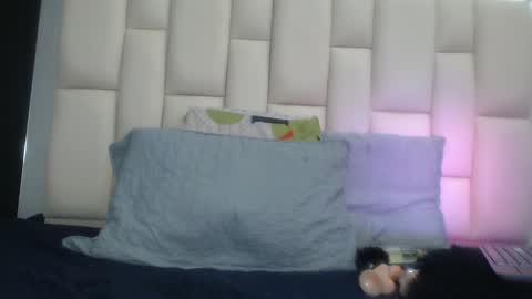 Snapshot of auroraa_miller chatting on 01.09.25 auroraa_miller online show from 01.09.25