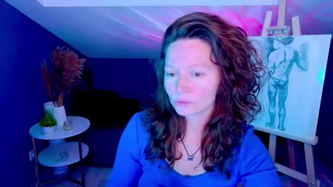 Snapshot of auroraborealis__ chatting on 10.01.25 auroraborealis__ online show from 10.01.25