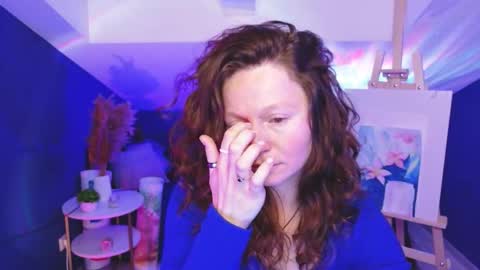 Snapshot of auroraborealis__ chatting on 10.12.25 auroraborealis__ online show from 10.12.25