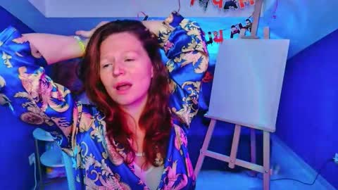 Snapshot of auroraborealis__ chatting on 10.22.25 auroraborealis__ online show from 10.22.25