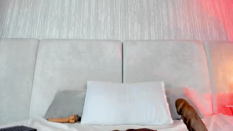 Snapshot of auroradurand chatting on 02.07.25 ... ... online show from 02.07.25