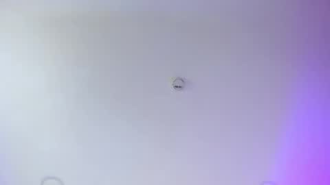 Snapshot of auroradurand chatting on 02.12.25 ... ... online show from 02.12.25