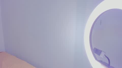 Snapshot of auroradurand chatting on 03.12.25 ... ... online show from 03.12.25