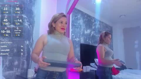 Aurora Rojas online show from 02.07.25