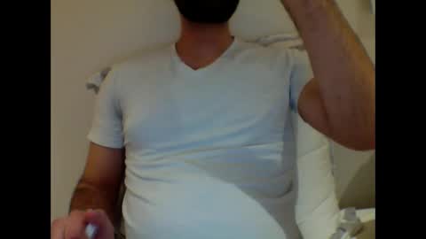 Snapshot of aussie099 chatting on 12.12.24 aussie099 online show from 12.12.24