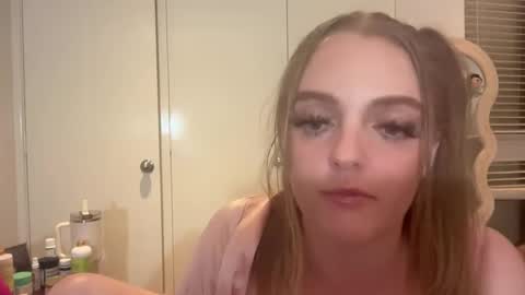 aussiecouple101798558 online show from 10.30.25