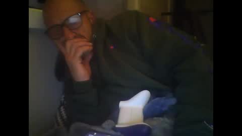 Snapshot of aussieguy59660 chatting on 12.01.25 aussieguy59660 online show from 12.01.25