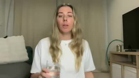aussielulu online show from 06.10.26