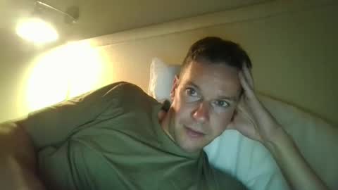 Snapshot of aussiesurfer0000 chatting on 01.03.25 aussiesurfer0000 online show from 01.03.25