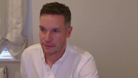 Snapshot of aussiesurfer0000 chatting on 02.21.25 aussiesurfer0000 online show from 02.21.25