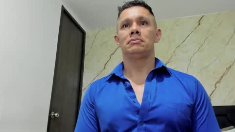 Snapshot of austin_boyjrg chatting on 09.25.25 Austin online show from 09.25.25