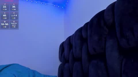 A online show from 02.06.25