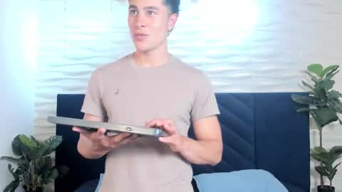 Austin  online show from 02.15.26