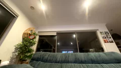 Snapshot of austintoner85 chatting on 03.21.26 austintoner85 online show from 03.21.26