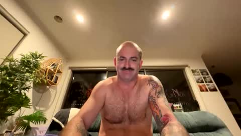 Snapshot of austintoner85 chatting on 04.23.26 austintoner85 online show from 04.23.26