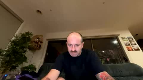 Snapshot of austintoner85 chatting on 04.24.26 austintoner85 online show from 04.24.26