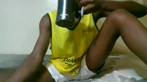 Snapshot of autoboys chatting on 11.04.25 autoboys online show from 11.04.25