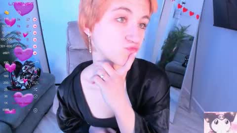 Snapshot of autumnwhisper_ chatting on 02.19.26 Alice online show from 02.19.26