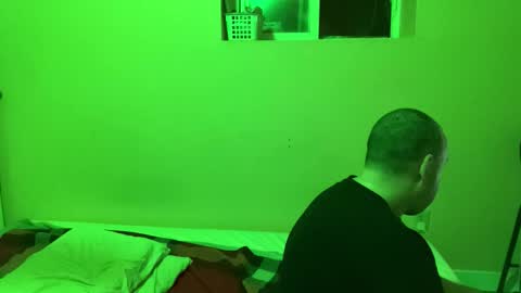 Auz online show from 12.22.25