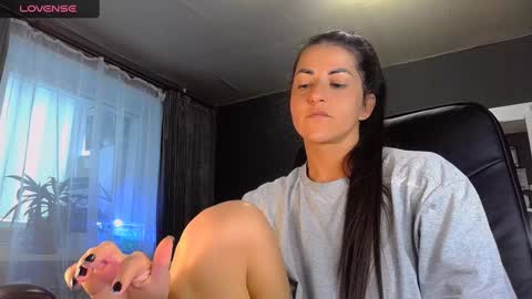 Snapshot of ava__doll chatting on 02.06.25 Ava online show from 02.06.25