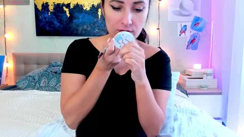 Ava online show from 02.25.25