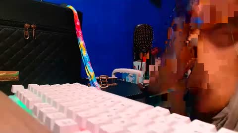 Ava online show from 01.21.25