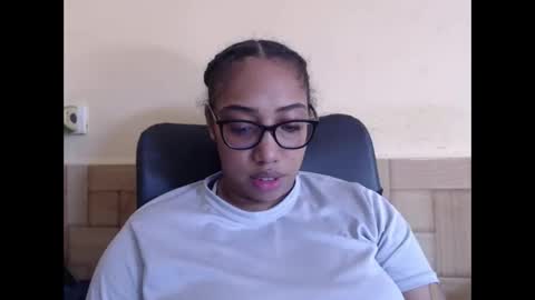 Snapshot of ava_f0xy chatting on 09.15.25 Ava Jordana online show from 09.15.25