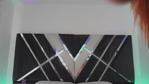 Snapshot of ava_fontana2 chatting on 09.16.25 Ava Fontana online show from 09.16.25